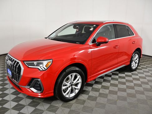 Used 2025 Audi Q3 2.0T Premium AWD/4WD image 10
