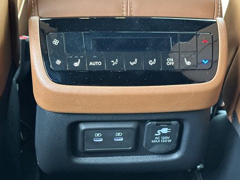 New 2026 INFINITI QX60 Autograph w/ Autograph Tech Package image 13