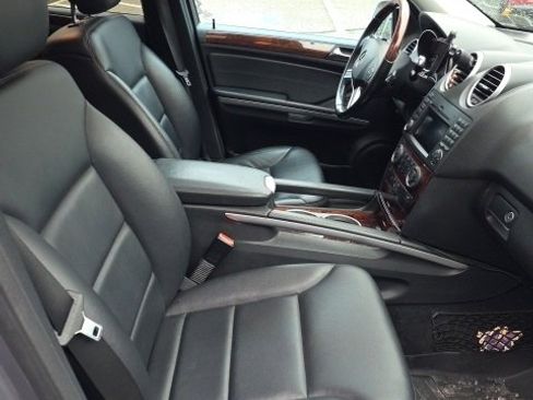 Used 2010 Mercedes-Benz ML 350 4MATIC image 18