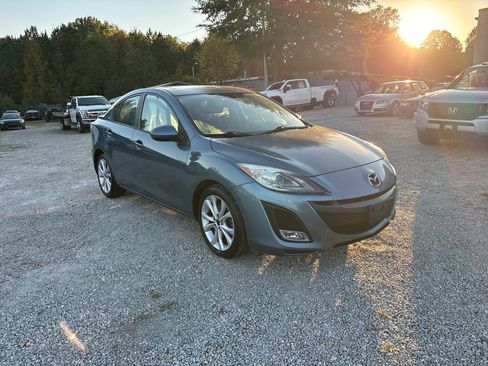 Used 2011 MAZDA MAZDA3 s Sport w/ Tech Pkg image 4