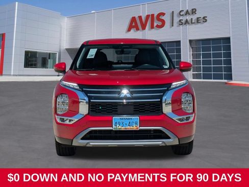 Used 2025 Mitsubishi Outlander SE AWD/4WD image 2