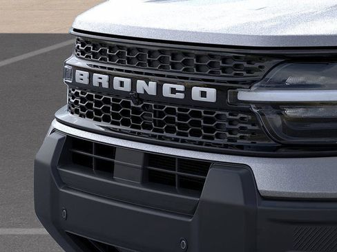 New 2025 Ford Bronco Sport Outer Banks w/ Outer Banks Tech Package+ AWD/4WD image 17