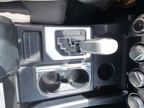 Used 2019 Toyota Tundra SR5 w/ SR5 Upgrade Package image 15