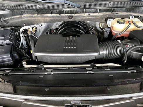 Used 2023 Chevrolet Tahoe LS image 8