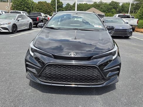 Certified 2025 Toyota Corolla SE FWD image 2