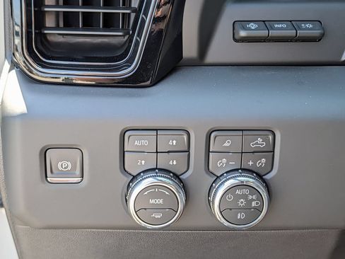 New 2026 GMC Sierra 1500 AT4X AWD/4WD image 24