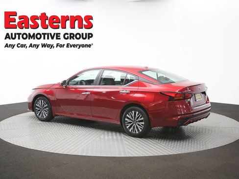 Used 2023 Nissan Altima 2.5 SV w/ SV Premium Package AWD/4WD image 64