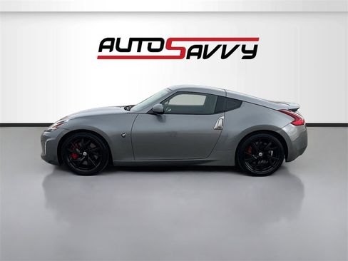 Used 2020 Nissan 370Z w/ Sport Package image 4