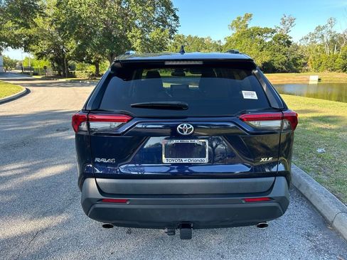 Used 2023 Toyota RAV4 XLE Premium FWD image 4