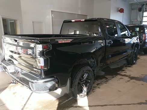 Used 2020 Chevrolet Silverado 1500 LT Trail Boss w/ Convenience Package image 5