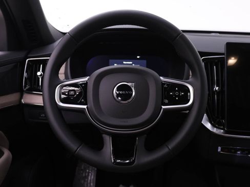 New 2026 Volvo XC90 B6 Plus w/ Protection Package Premier AWD/4WD image 15