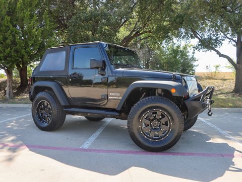 Used 2012 Jeep Wrangler Sport AWD/4WD image 1