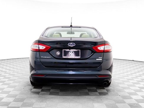 Used 2014 Ford Fusion SE w/ Equipment Group 202A image 6