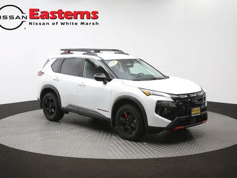 Used 2025 Nissan Rogue SV AWD/4WD image 47