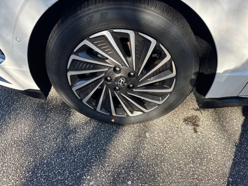 New 2026 Hyundai Sonata Limited image 12