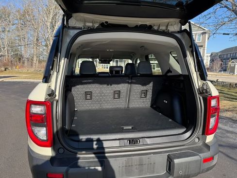 Used 2025 Ford Bronco Sport Badlands image 11