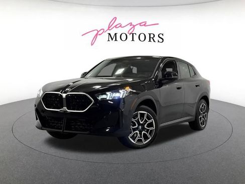 New 2026 BMW X2 xDrive28i w/ Technology Package AWD/4WD image 2