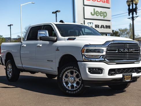 Used 2024 RAM 2500 Laramie AWD/4WD image 1