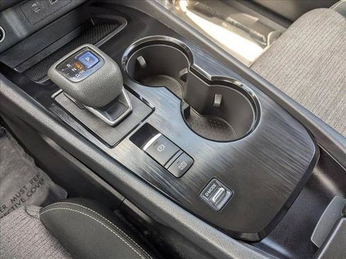 Used 2021 Nissan Rogue SV FWD image 15
