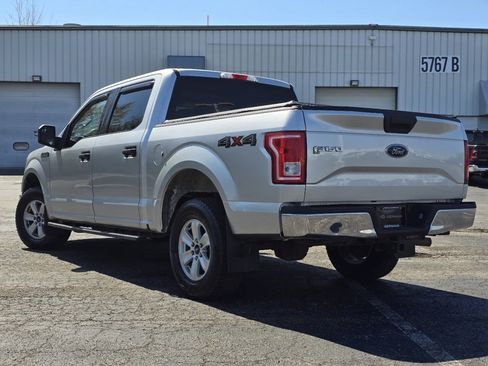 Used 2017 Ford F150 XLT AWD/4WD image 11