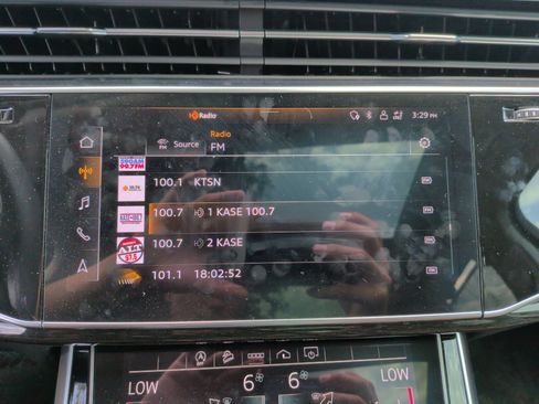 Used 2023 Audi Q7 2.0T Premium Plus w/ Premium Plus Package AWD/4WD image 22