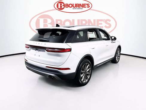 Used 2021 Lincoln Corsair AWD w/ Premium Package image 11