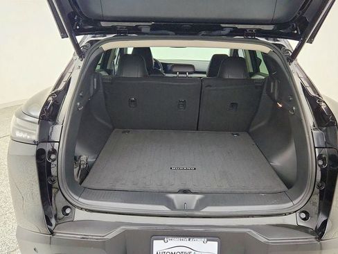 Used 2025 Nissan Murano SV AWD/4WD image 21