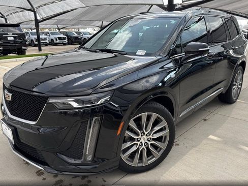 Used 2020 Cadillac XT6 Sport image 1