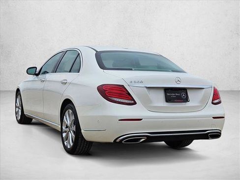 Used 2019 Mercedes-Benz E 300 image 7