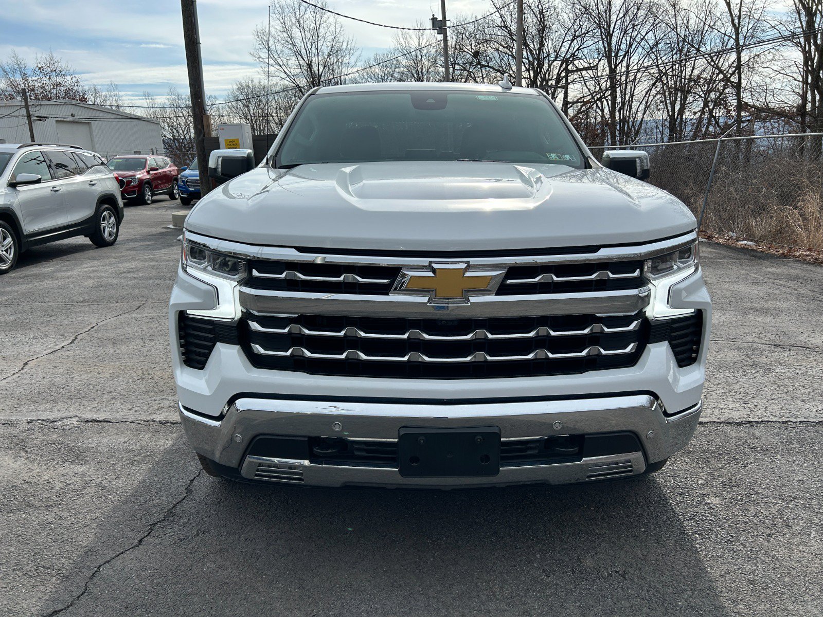 Used 2023 Chevrolet Silverado 1500 LTZ AWD/4WD image 8