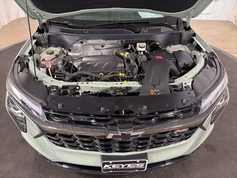 Certified 2024 Chevrolet Trax RS w/ Driver Confidence Package FWD image 37