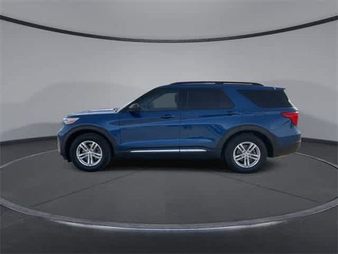 Used 2020 Ford Explorer XLT image 5