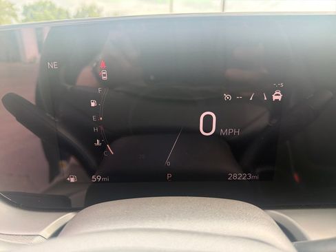 Used 2024 Buick Encore GX Avenir w/ Avenir Technology Package AWD/4WD image 18