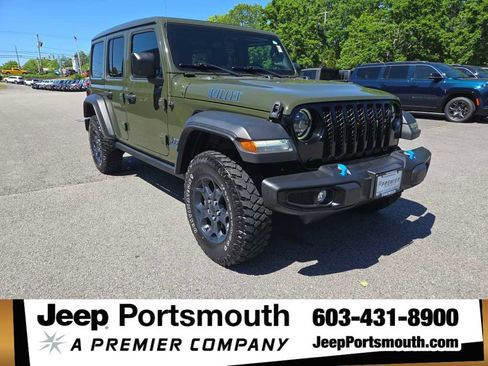 Used 2023 Jeep Wrangler Unlimited w/ Sun & Screen Package AWD/4WD image 1