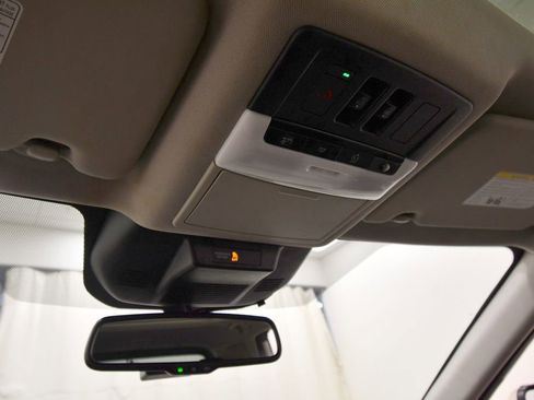 Used 2021 Nissan Rogue Platinum image 30