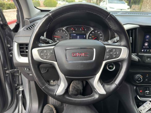 Used 2020 GMC Terrain SLE w/ Elevation Edition image 37