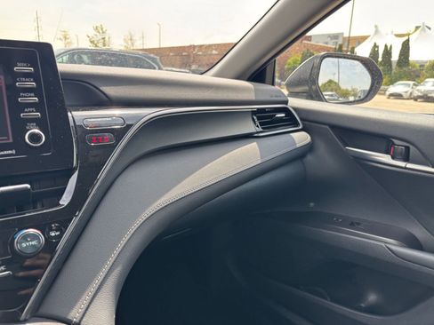 Used 2024 Toyota Camry SE FWD image 34