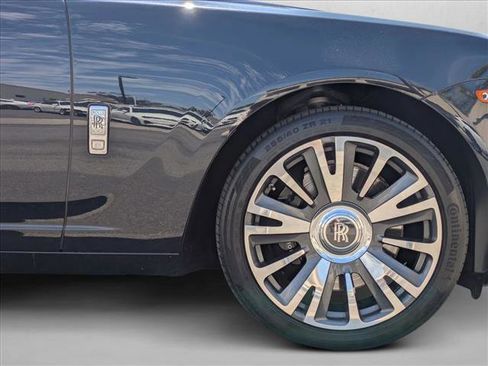 Used 2018 Rolls-Royce Ghost image 8