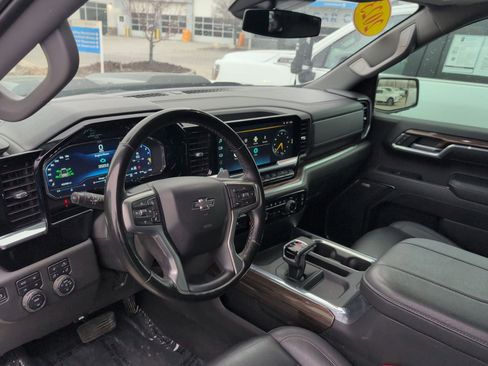 Used 2023 Chevrolet Silverado 1500 LT Trail Boss w/ LT Trail Boss Premium Package image 21