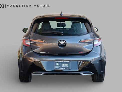 Used 2021 Toyota Corolla XSE image 8
