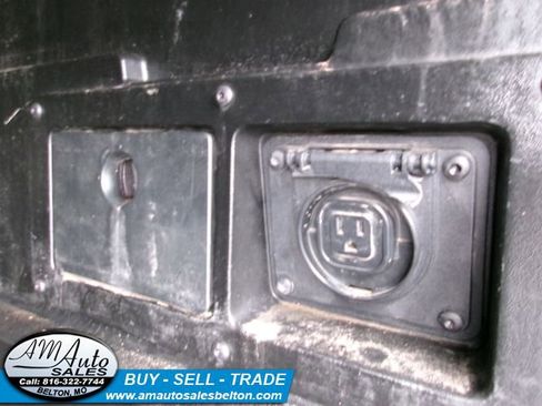 Used 2016 Toyota Tacoma TRD Off-Road w/ Exterior Package image 17