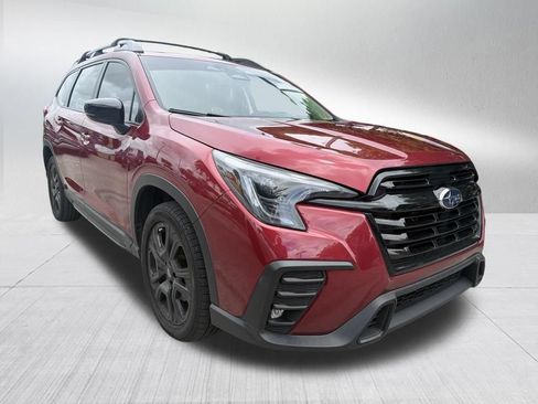 Used 2024 Subaru Ascent Onyx Edition AWD/4WD image 2