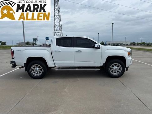 Used 2017 GMC Canyon SLT w/ Driver Alert Package AWD/4WD image 6