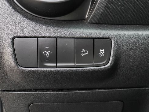 Used 2022 Hyundai Kona SEL image 22