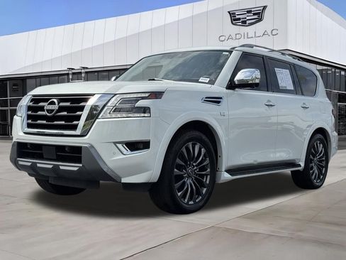 Used 2022 Nissan Armada Platinum w/ Captain's Chairs Package RWD image 5