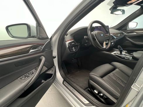 Used 2021 BMW 540i image 23