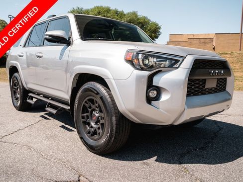 Certified 2022 Toyota 4Runner SR5 Premium w/ Moonroof Package RWD image 10