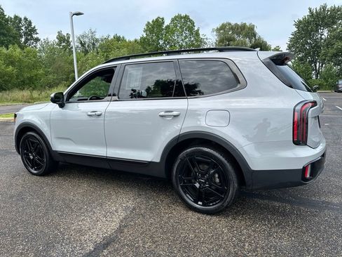 Used 2024 Kia Telluride EX X-Line AWD/4WD image 12