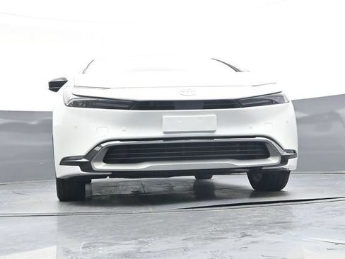 Used 2023 Toyota Prius XLE AWD/4WD image 39