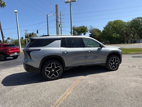 New 2026 Chevrolet Traverse High Country FWD image 14